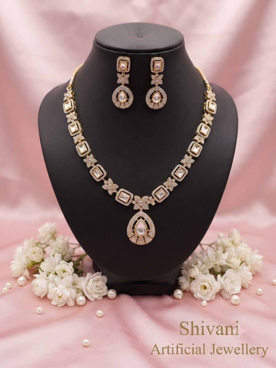 Taarvi necklace